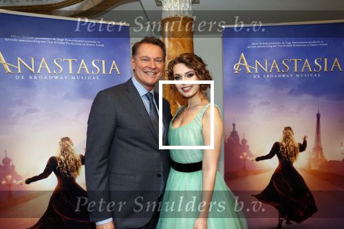 Amsterdam 14 februari 2019
Presentatie Cast Anastasia . De cast bestaat uit Carline Brouwer, Ad Knippels, Ellen Evers, Milan van Waardenburg, Tessa Sunniva van Tol, Rene van Kooten, Gerrie van der Klei.  Albert Verlinde van stage entertainment presenteert de cast van de Broadway musical Anastasia in Hermitage Amsterdam.