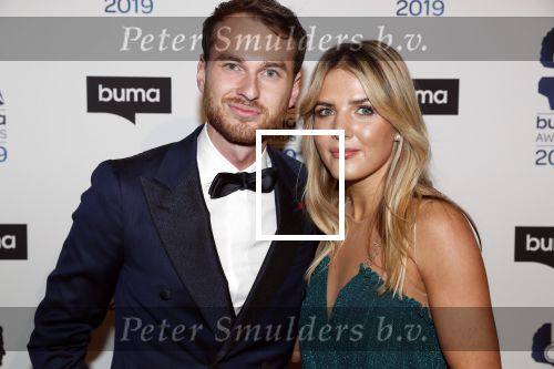 Hilversum 11 maart 2019
Uitreiking BUMA prijzen in studio 21. Vincent v d Ende met zijn vriendin Esmee Geeratz