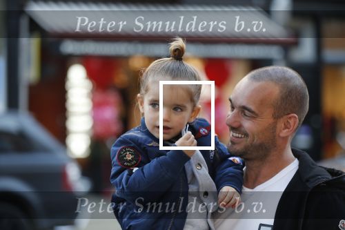 Amsterdam 14 februari 2019
Wesley Sneijder heeft een lunch gehad bij brasserie v Dam met zijn zoon Xess Xava en vrienden.