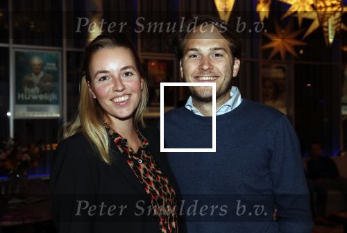 Nieuwegein 4 februari 2020
Premiere Heel Holland lacht in schouwburg de Kom. dochter Aad Ouborg met partner