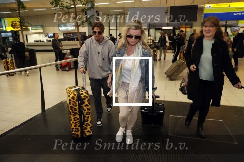 Schiphol 13 februari 2020
Bridget Maasland en Andre Hazes arriveren op schiphol nadat ze op curacao zijn geweest