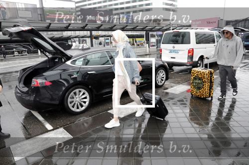 Schiphol 13 februari 2020
Bridget Maasland en Andre Hazes arriveren op schiphol nadat ze op curacao zijn geweest
