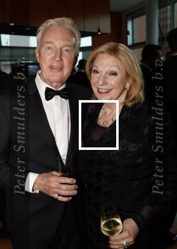 Rotterdam 8 maart 2020
Premiere Hello Dolly in het nieuwe Luxor.Janny v d Heijdejn en  Andre v Duin . Andre draagt zijn eigen trouwring en die van Martin