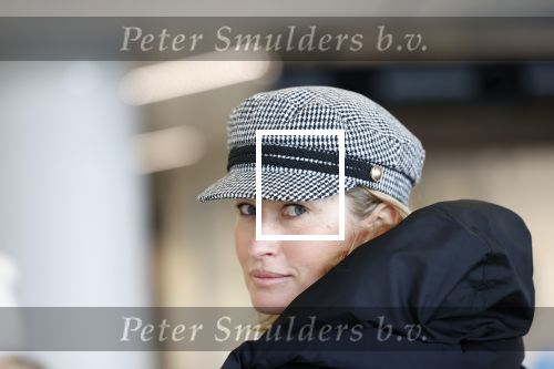 Amsterdam 27 februari 2020
Anouk Smulders op schiphol