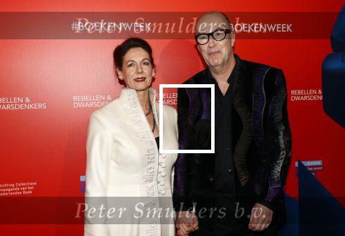 Amsterdam 6 maart 2020
Boekenbal 2020 in de koninklijke schouwburg. Bart Chabot kwam met zijn vrouw en zoons