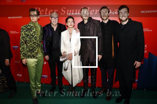 Amsterdam 6 maart 2020
Boekenbal 2020 in de koninklijke schouwburg. Bart Chabot kwam met zijn vrouw en zoons