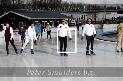 Amsterdam 4 februari 2020
Perspresentatie Hollandse 100 voor Lymph&Co op de Jaap Eden schaatsbaan.
Prins Bernahrd jr en Prinses Margriet zijn ook aanwezig. Benjamin Aslan