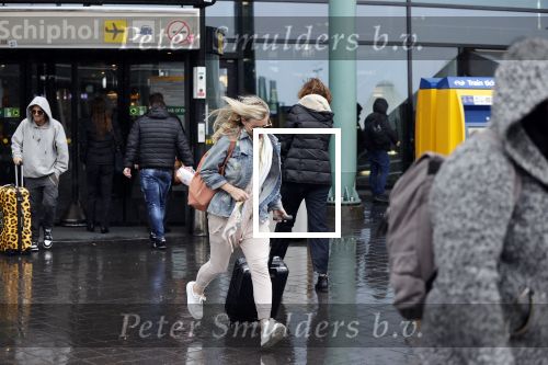 Schiphol 13 februari 2020
Bridget Maasland en Andre Hazes arriveren op schiphol nadat ze op curacao zijn geweest