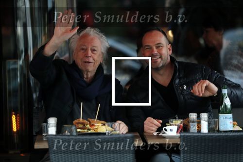 Amsterdam 4 februari 2020
Cees Dam met â€¦ op terras bij v Dam