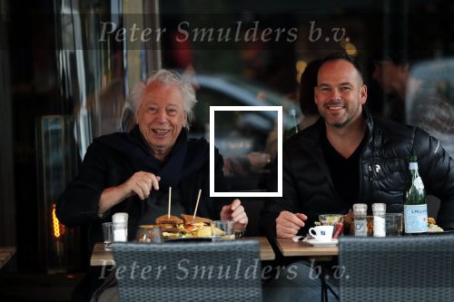 Amsterdam 4 februari 2020
Cees Dam met â€¦ op terras bij v Dam