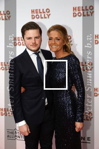 Rotterdam 8 maart 2020
Premiere Hello Dolly in het nieuwe Luxor. Celeste Verstraete met zoon