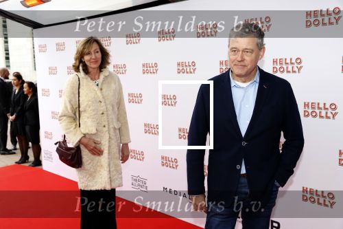 Rotterdam 8 maart 2020
Premiere Hello Dolly in het nieuwe Luxor.
Charles Groenhuijzen met zijn vrouw