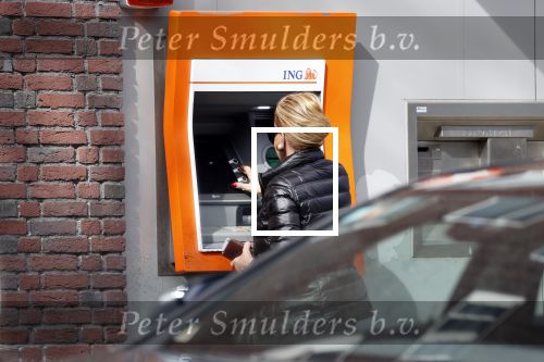 Amsterdam 12 maart 2020
Connie Witteman doet boodschappen met haar Biro . Daarna gaat ze naar de bank
