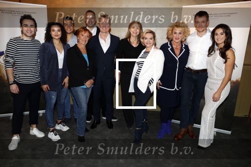 Amsterdam 2 maart 2020
Presentatie de Jantjes met oa Carry Tefsen, Karin Bloemen, Paul Groot, Mariska van Kolck, Esmee Dekker,  Samir Hassan, Mickey Vermeer en Jordy van Loon.
Presentatie vind t plaats in Carre.
