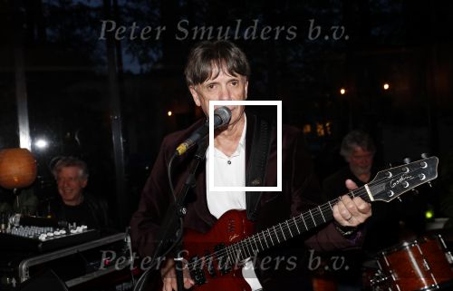Hilversum 5 januari 2020
Peter Koelewijn krijgt een lintje van Burgemeester Pieter Broertjes.
Event vond plaats in de wisseloord studios. de huidige Rockets
