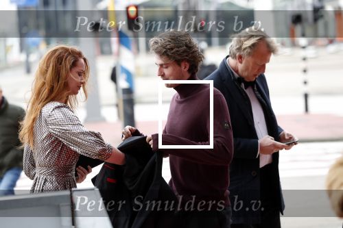 Rotterdam 8 maart 2020
Premiere Hello Dolly in nieuwe Luxor met in de hoofdrollen Simone Kleinsma en Paul de Leeuw . Dorian Bindels met vriendin Bertrie Wierenga