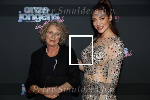 Amsterdam 27 januari 2020
Premiere Onze Jongens in Miami in Tuschinski. Doerien Rose kwam met haar moeder
