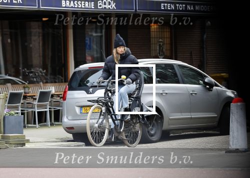 Amsterdam 7 maart 2020
Doutzen Kroes op de fiets