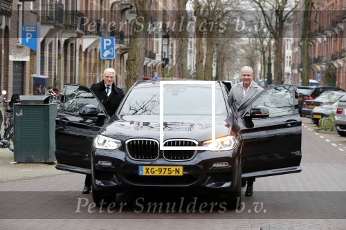 Amsterdam 8 februari 2020
Dries Roelvink en zijn beste vriend Gunther met de BMW X4 in Amsterdam zuid