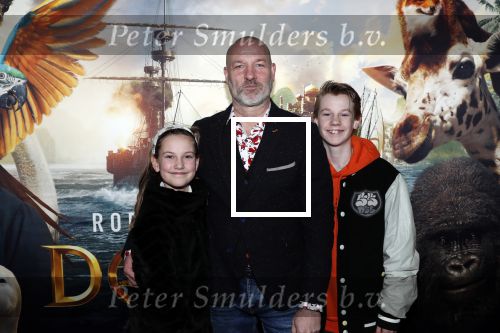 Amsterdam 12 januari 2020
Premiere Dolittle in pathe Arena. Eddy Zoey kwam met zijn kinderen