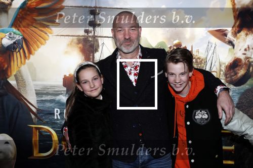 Amsterdam 12 januari 2020
Premiere Dolittle in pathe Arena. Eddy Zoey kwam met zijn kinderen
