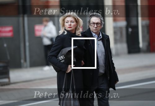 Amsterdam 19 januari 2020
Herdenkingsdienst Martin Elfrink de partner van Andre v Duin die afgelopen maandag overleden is . De Dienst was in het deLamar theater. Ferry de Groot met vrouw
