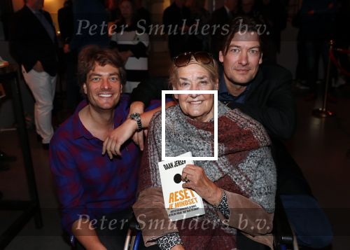 Amsterdam 16 januari 2020
Boekpresentatie Daan Jensen . Frank Dane met zijn broer Daan en zijn moeder