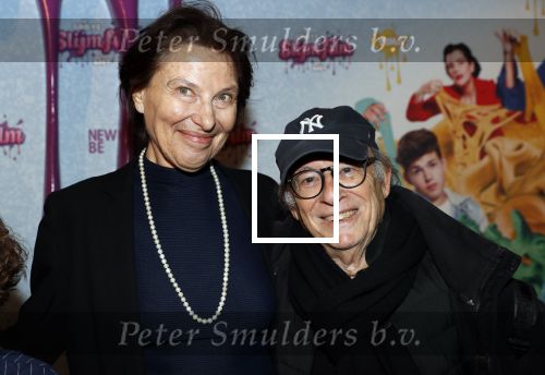 Amsterdam 2 februari 2020
Premiere de Grote slijmfilm in pathe arena. Frans Weisz met zijn vrouw
