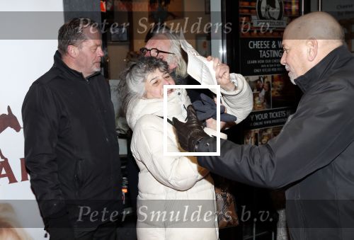 Amsterdam 10 februari 2020
Premiere van de beentjes van Sint Hildegard in Tuschinski met in de hoofdrollen Herman Finkers Johanna ter Steege Leonie ter Braak Ferdi Stofmeel en Daphne Bunskoek .Freek de Jonge met zijn vrouw