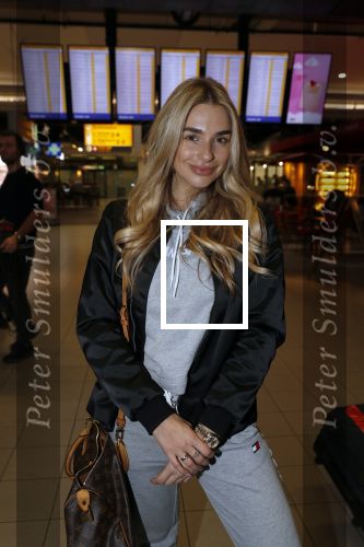 Schiphol 6 februari 2020
Gaby Blaaser vertrekt met Rick Brandsteder naar zuid Afrika voor het programma the Bachelorette