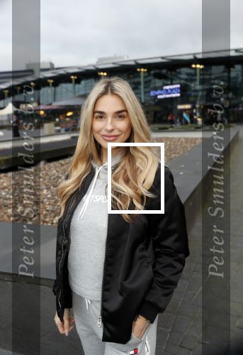 Schiphol 6 februari 2020
Gaby Blaaser vertrekt met Rick Brandsteder naar zuid Afrika voor het programma the Bachelorette