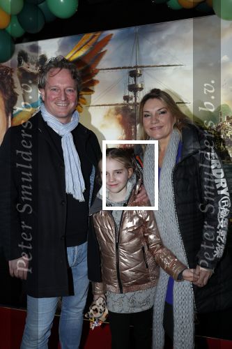 Amsterdam 12 januari 2020
Premiere Dolittle in pathe Arena. Gallyon v Vessem kwam met haar man en dochter