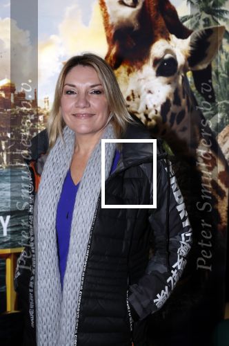 Amsterdam 12 januari 2020
Premiere Dolittle in pathe Arena. Gallyon v Vessem kwam met haar man en dochter