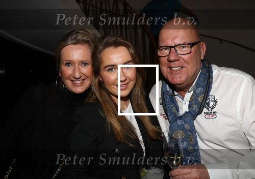 Amsterdam, 20 Februari 2020
Presentatie ondergoed en jogging kleding
door Lidl Gebroeders Dave Roelvink en Donny Roelvink
Gaston Starreveld met zijn vrouw en dochter