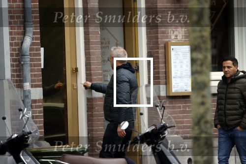 Amsterdam 7 maart 2020
Gordon arriveert met zijn beste vriend Patrick bij zijn huis en restaurant