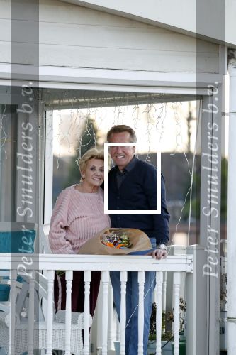 Amsterdam 7 februari 2020
Hanny en Ton Veerkamp op hun woonark . Hanny heeft een lichte Tia gehad en hersteltb thuis daarvan.