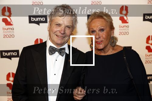 Hilversum 9 maart 2020
Uitreiking Buma awards in studio 21 op het mediapark. hans v Hemert met vriendin