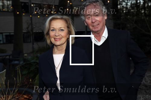 Hilversum 5 januari 2020
Peter Koelewijn krijgt een lintje van Burgemeester Pieter Broertjes.
Event vond plaats in de wisseloord studios. harry en Els v Hooff