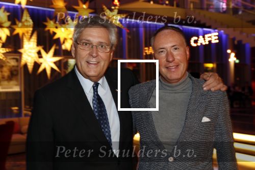 Nieuwegein 4 februari 2020
Henk krol met partner bij heel holland lacht.