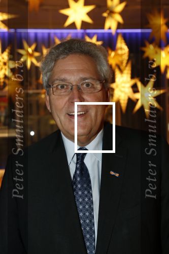 Nieuwegein 4 februari 2020
Henk krol met partner bij heel holland lacht.