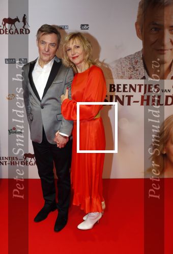 Amsterdam 10 februari 2020
Premiere van de beentjes van Sint Hildegard in Tuschinski met in de hoofdrollen Herman Finkers Johanna ter Steege Leonie ter Braak Ferdi Stofmeel en Daphne Bunskoek .