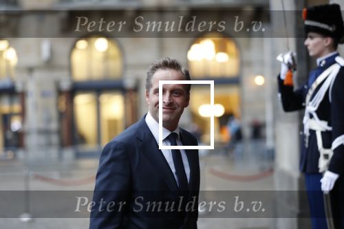 Amsterdam 14 januari 2020
Nieuwjaarsreceptie van Koningin Maxima en Koning Willem Alexander in het paleis op de dam. Hugo de Jonge met schoen van delfts blauw