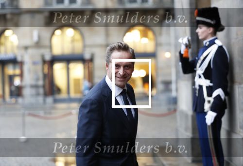 Amsterdam 14 januari 2020
Nieuwjaarsreceptie van Koningin Maxima en Koning Willem Alexander in het paleis op de dam. Hugo de Jonge met schoen van delfts blauw