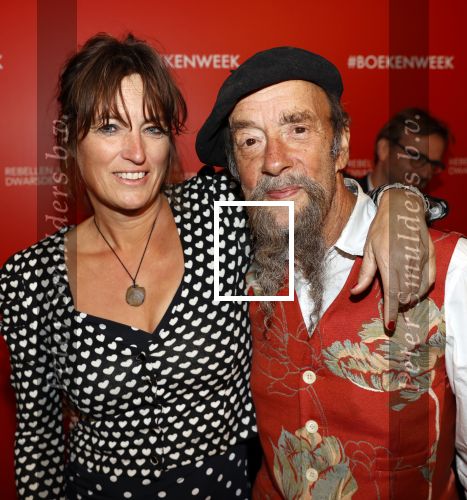 Amsterdam 6 maart 2020
Boekenbal 2020 in de koninklijke schouwburg. Ilja Gort en partner Caroline d\'Hollosy