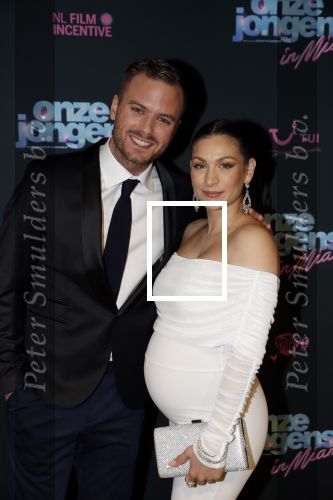 Amsterdam 27 januari 2020
Premiere Onze Jongens in Miami in Tuschinski. Jim Bakkum en Eva v d Wijdeven zwanger