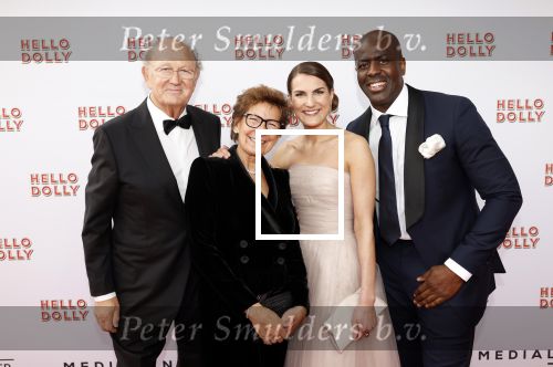 Rotterdam 8 maart 2020
Premiere Hello Dolly in het nieuwe Luxor. Joop en Janine v d Ende en Iris v d Ende met haar man Vincent