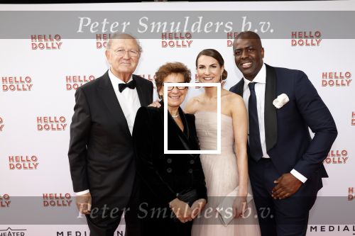 Rotterdam 8 maart 2020
Premiere Hello Dolly in het nieuwe Luxor. Joop en Janine v d Ende en Iris v d Ende met haar man Vincent