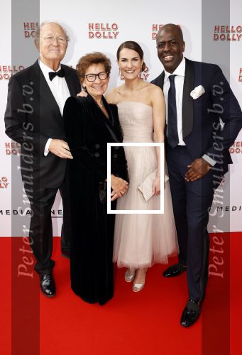 Rotterdam 8 maart 2020
Premiere Hello Dolly in het nieuwe Luxor. Joop en Janine v d Ende en Iris v d Ende met haar man Vincent