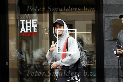 Amsterdam 3 maart 2020
Justin Kluivert met een neef en een vriend op de pc hooftstraat.