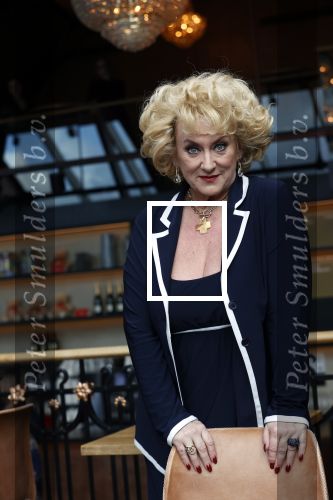 Amsterdam 2 maart 2020
Presentatie de Jantjes met oa Carry Tefsen, Karin Bloemen, Paul Groot, Mariska van Kolck, Esmee Dekker,  Samir Hassan, Mickey Vermeer en Jordy van Loon.
Presentatie vind t plaats in Carre.